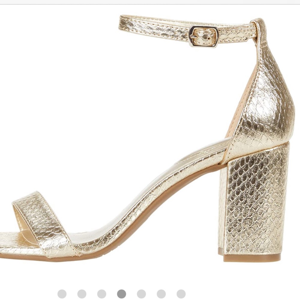Shoes - Picture 3 of 7